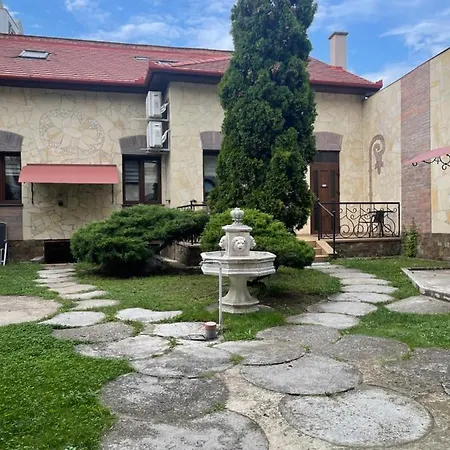 Euro Apartman Debreţin Exterior foto